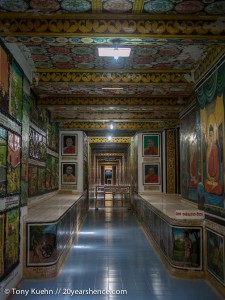 Inside Weherahena temple